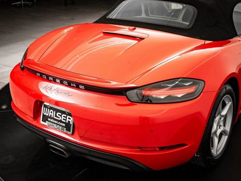 Used 2019 Porsche 718 Boxster image 18