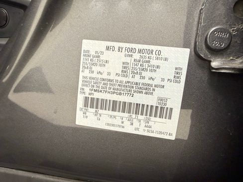 Used 2023 Ford Explorer Limited RWD image 14