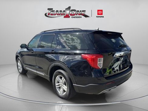 Used 2023 Ford Explorer XLT w/ Equipment Group 202A image 6