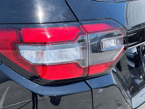 Certified 2025 Honda Pilot TrailSport image 8