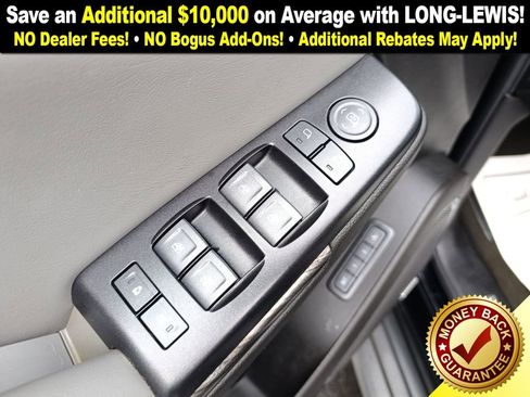 Used 2018 Chevrolet Tahoe LT image 16