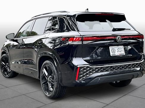 New 2026 Volkswagen Tiguan SE R-Line image 12