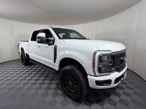 Used 2023 Ford F250 Lariat w/ Lariat Ultimate Package AWD/4WD image 1