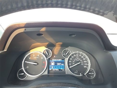 Used 2017 Toyota Tundra Limited image 26