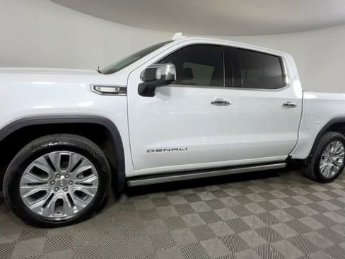 Used 2021 GMC Sierra 1500 Denali w/ Denali Ultimate Package AWD/4WD image 13