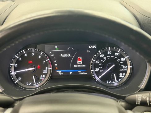 Used 2020 Toyota Highlander XLE AWD/4WD image 28