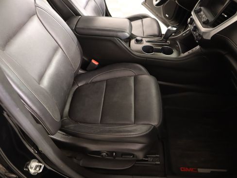 Used 2017 GMC Acadia SLT image 14