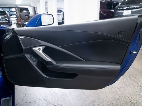 Used 2017 Chevrolet Corvette Stingray Coupe image 17