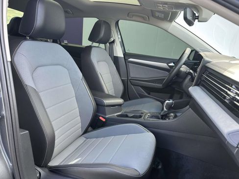 Used 2026 Volkswagen Jetta SE image 10