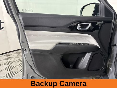 Used 2022 Jeep Compass Limited AWD/4WD image 10