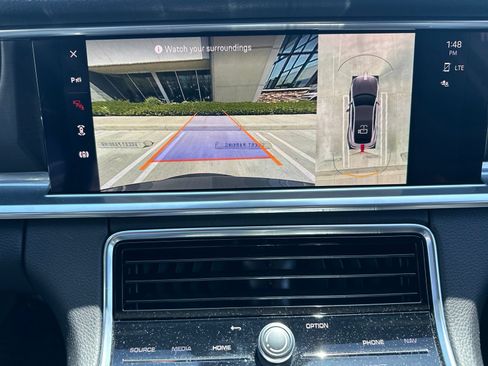 Used 2023 Porsche Panamera image 20