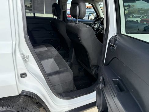Used 2015 Jeep Patriot Sport image 12