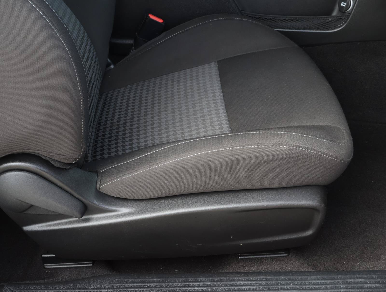 Used 2023 Dodge Challenger R/T RWD image 15