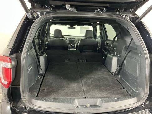 Used 2018 Ford Explorer Sport w/ Equipment Group 401A AWD/4WD image 35