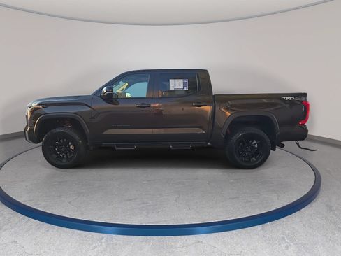 Used 2024 Toyota Tundra Limited w/ TRD Off-Road Package AWD/4WD image 8