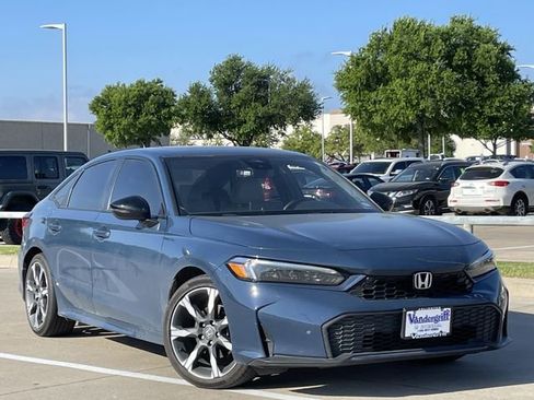 Used 2025 Honda Civic Sport Touring image 2