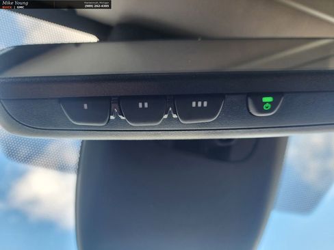 Used 2020 Toyota Highlander XLE image 53