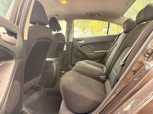 Used 2018 Kia Forte LX FWD image 11