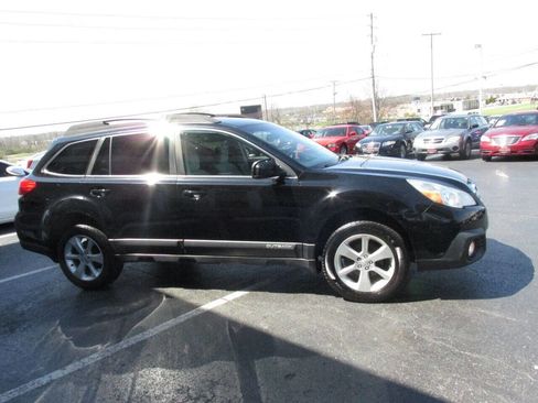 Used 2013 Subaru Outback 2.5i Premium image 3