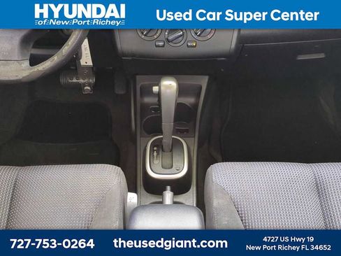 Used 2011 Nissan Versa Sedan FWD image 18