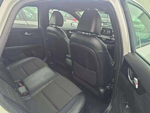 Used 2021 Kia Forte GT-Line w/ GT-Line Premium Package image 10