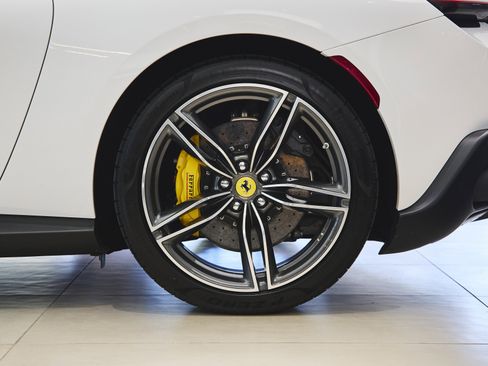 Used 2024 Ferrari Roma Spider image 53