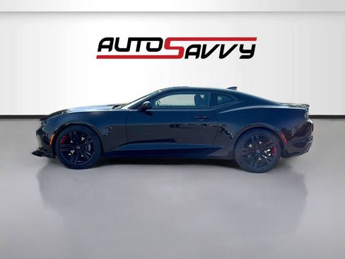 Used 2022 Chevrolet Camaro LT w/ Redline Edition image 4