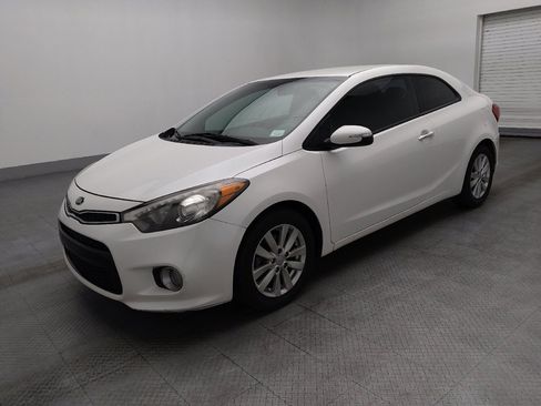 Used 2016 Kia Forte Koup EX image 2