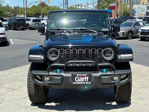 Used 2023 Jeep Wrangler Unlimited Rubicon 4xe AWD/4WD image 11