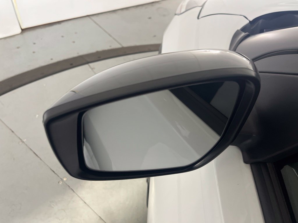 Used 2024 Nissan Kicks SR FWD image 37