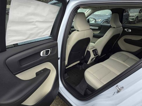 New 2026 Volvo XC40 B5 Plus w/ Protection Package Premier image 15