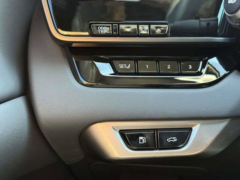 Used 2024 Lexus RX 350 Premium w/ Convenience Package AWD/4WD image 23
