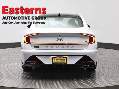 Used 2022 Hyundai Sonata Limited FWD image 6