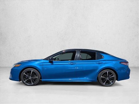 Used 2019 Toyota Camry XSE FWD image 2