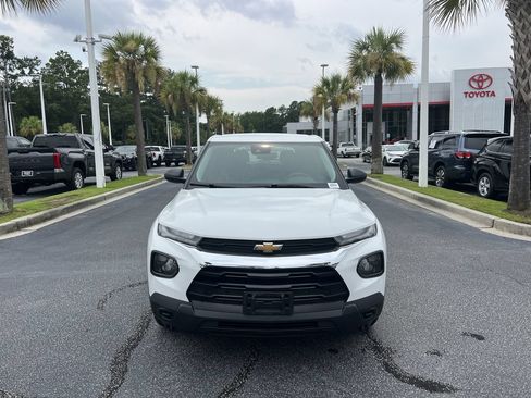 Used 2023 Chevrolet TrailBlazer LS AWD/4WD image 3