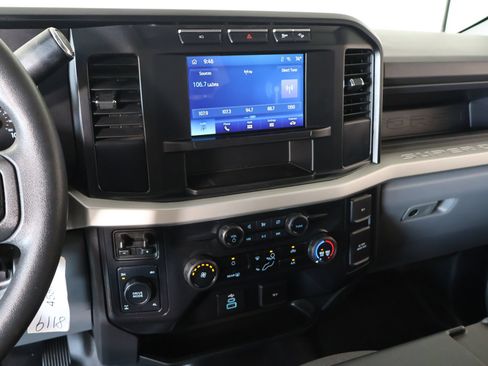 Used 2024 Ford F250 XL w/ STX Appearance Package AWD/4WD image 5
