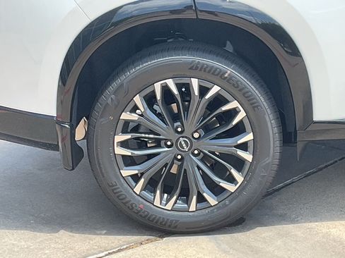 New 2026 Nissan Rogue Platinum AWD/4WD image 7