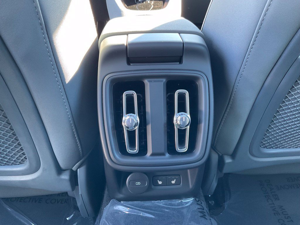Used 2024 Polestar Polestar 2 AWD/4WD image 39