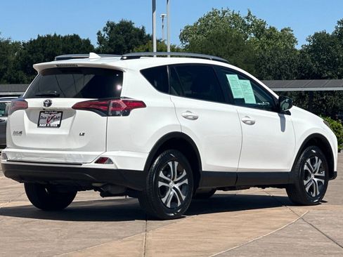 Used 2018 Toyota RAV4 LE w/ All Weather Liner Package FWD image 4