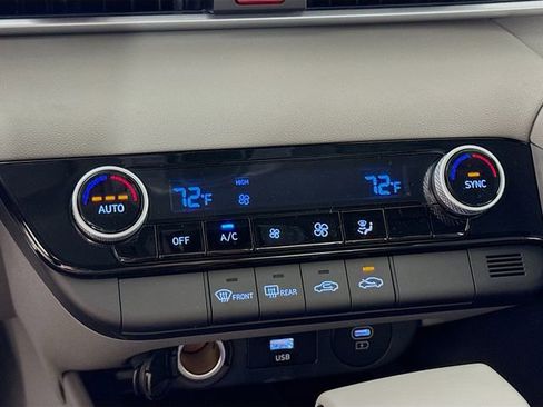 New 2026 Hyundai Elantra Sport FWD image 24