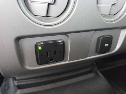 Used 2013 Ford F150 Lariat w/ Mid Equipment Group AWD/4WD image 22