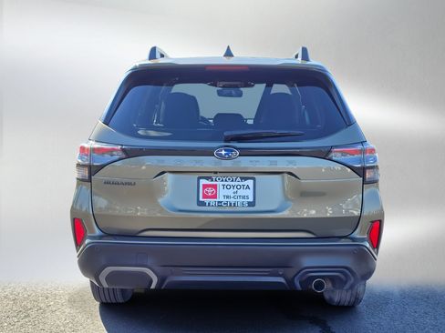 Used 2025 Subaru Forester Limited w/ Popular Package #1 image 4