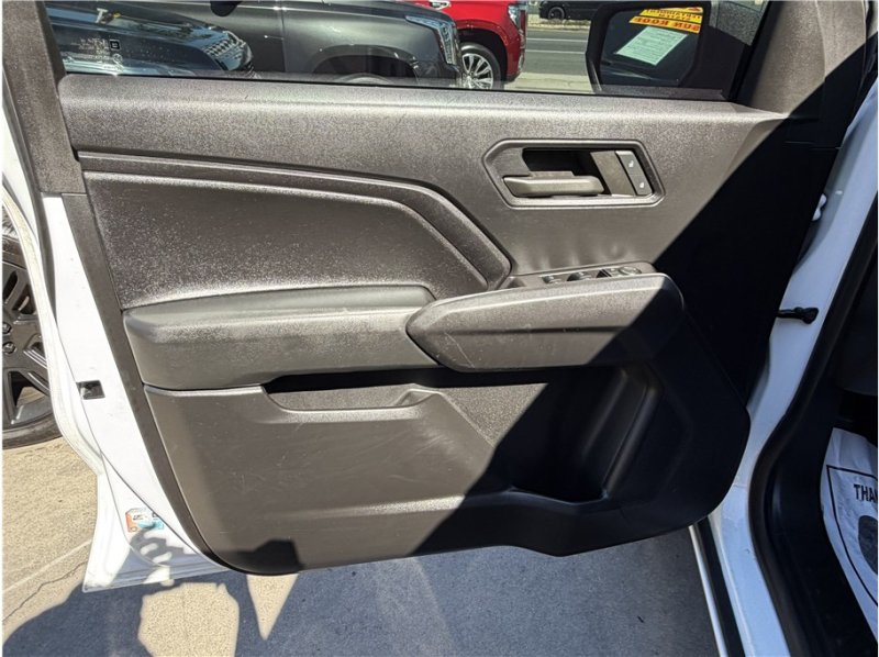 Used 2023 Chevrolet Colorado W/T RWD image 16