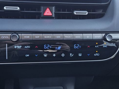 New 2026 Hyundai Ioniq 5 SEL RWD image 18