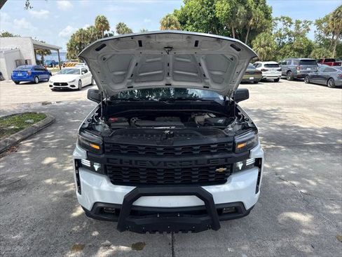 Used 2021 Chevrolet Silverado 1500 Custom AWD/4WD image 28