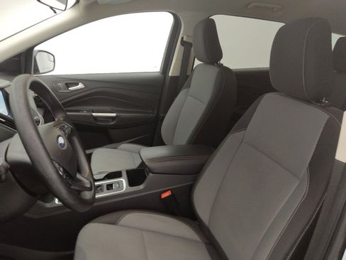 Used 2018 Ford Escape SE w/ SE Sync 3 Package image 17