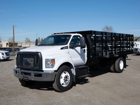 New 2025 Ford F650 2WD Regular Cab Super Duty image 3