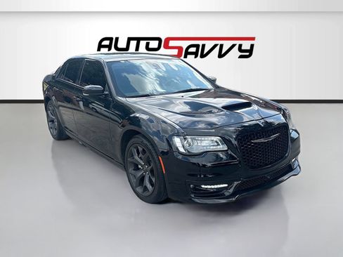 Used 2023 Chrysler 300 S w/ Comfort Group RWD image 1