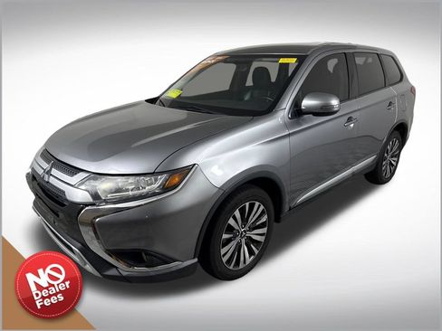 Used 2019 Mitsubishi Outlander AWD image 6