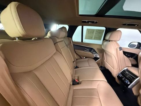 Used 2025 Land Rover Range Rover SE AWD/4WD image 39